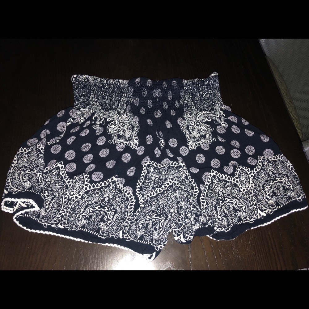 Flowy summer shorts